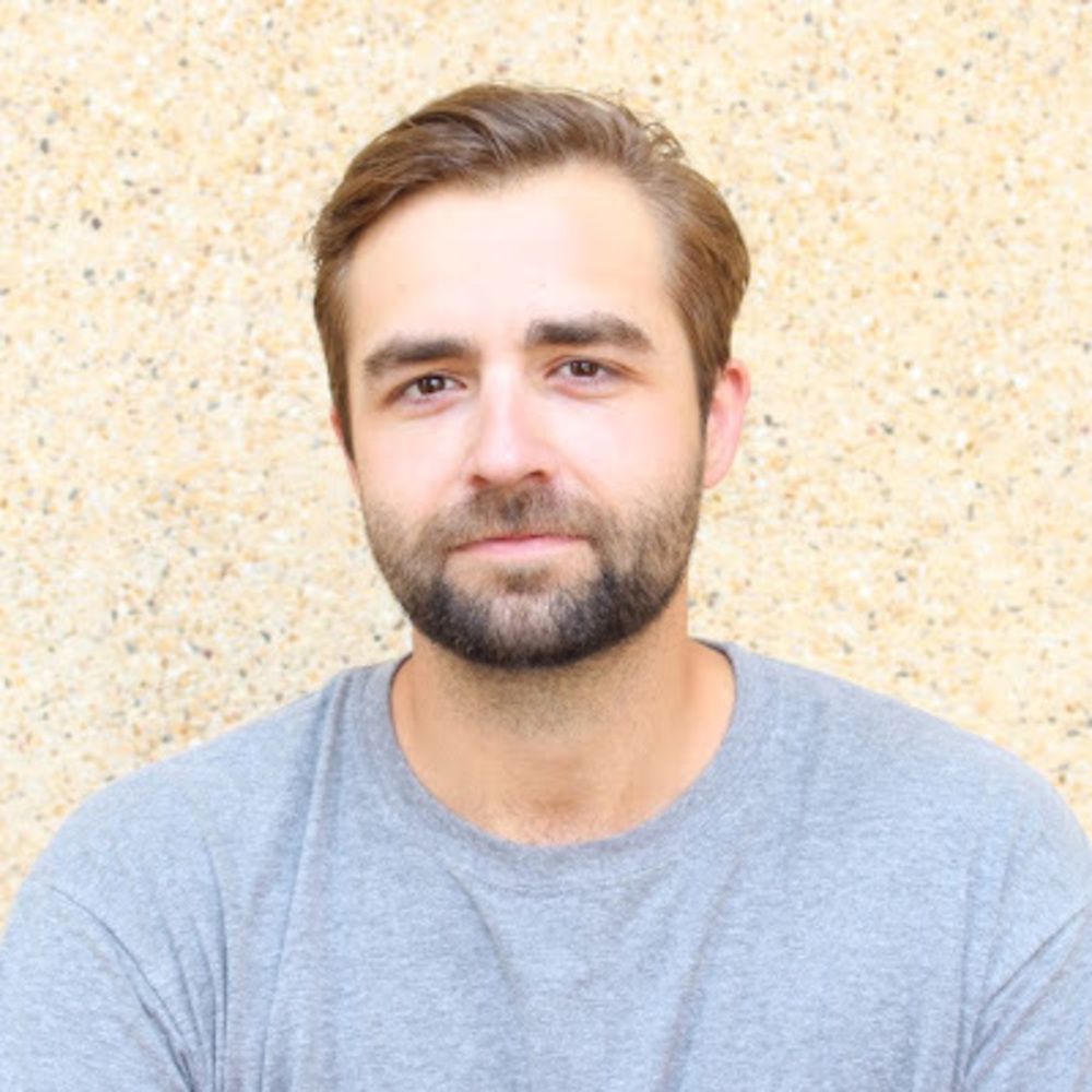 Meet your Posher, Derek